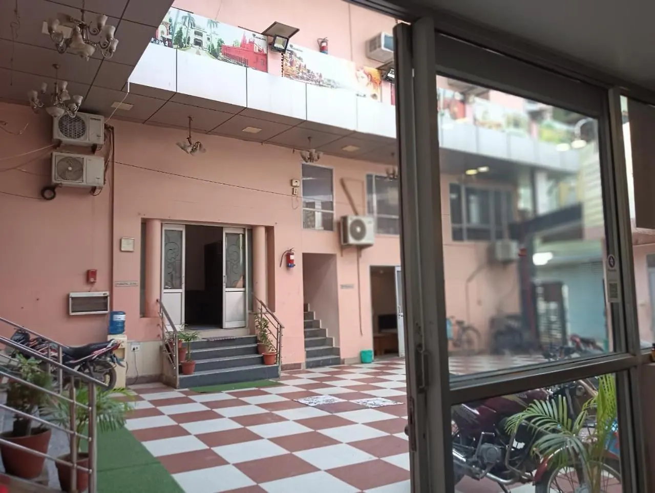 Shree Krishna Hotel Inn 瓦拉纳西